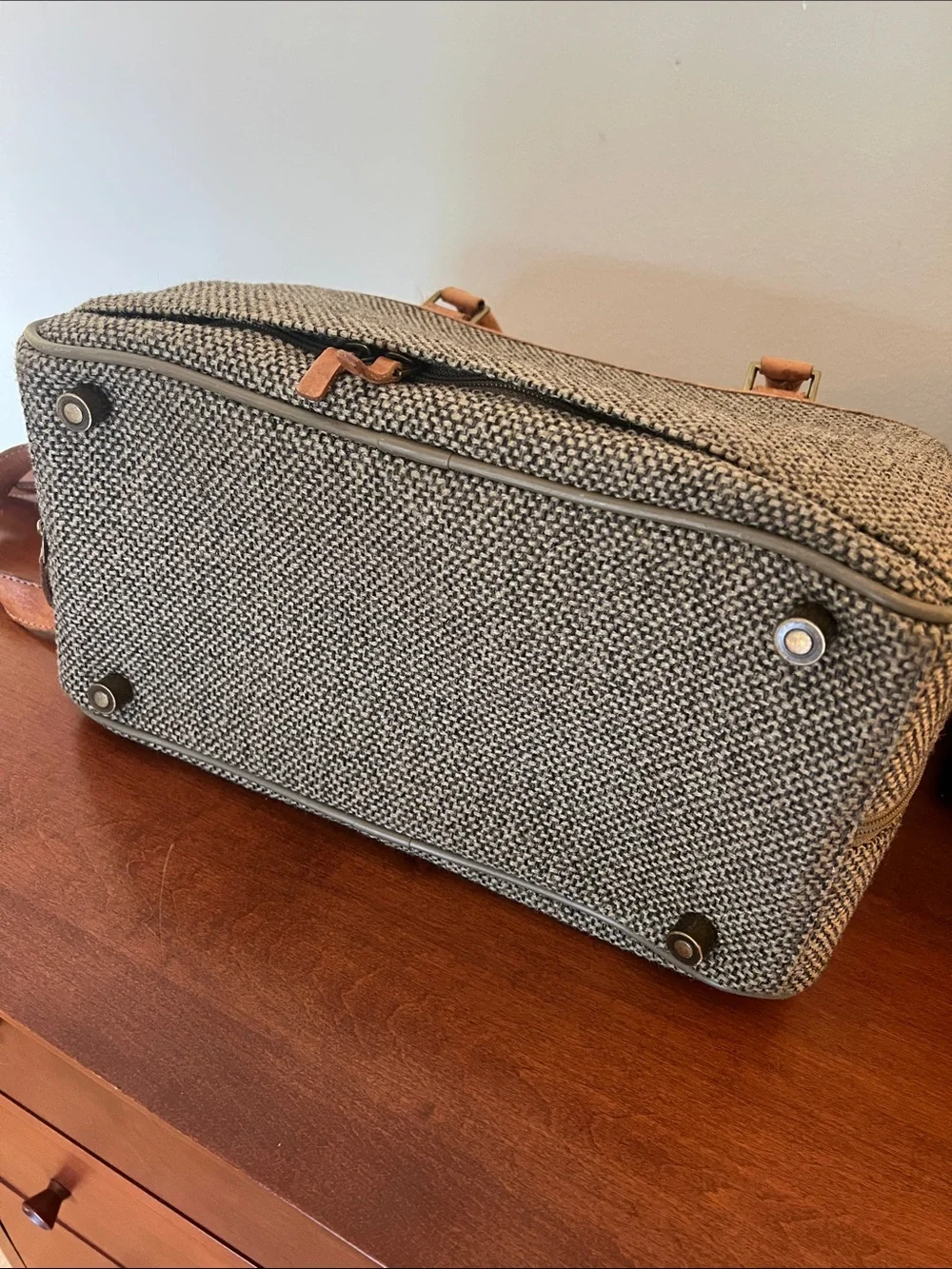 Hartmann signature tweed